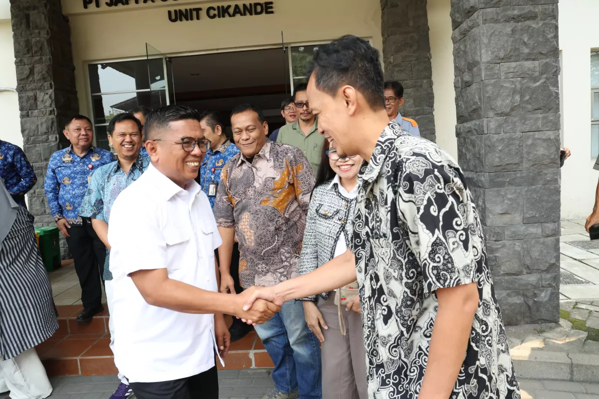 Gubernur Andra Soni: Kami Ingin Menumbuhkan Jiwa Entrepreneur Masyarakat Melalui Peternakan