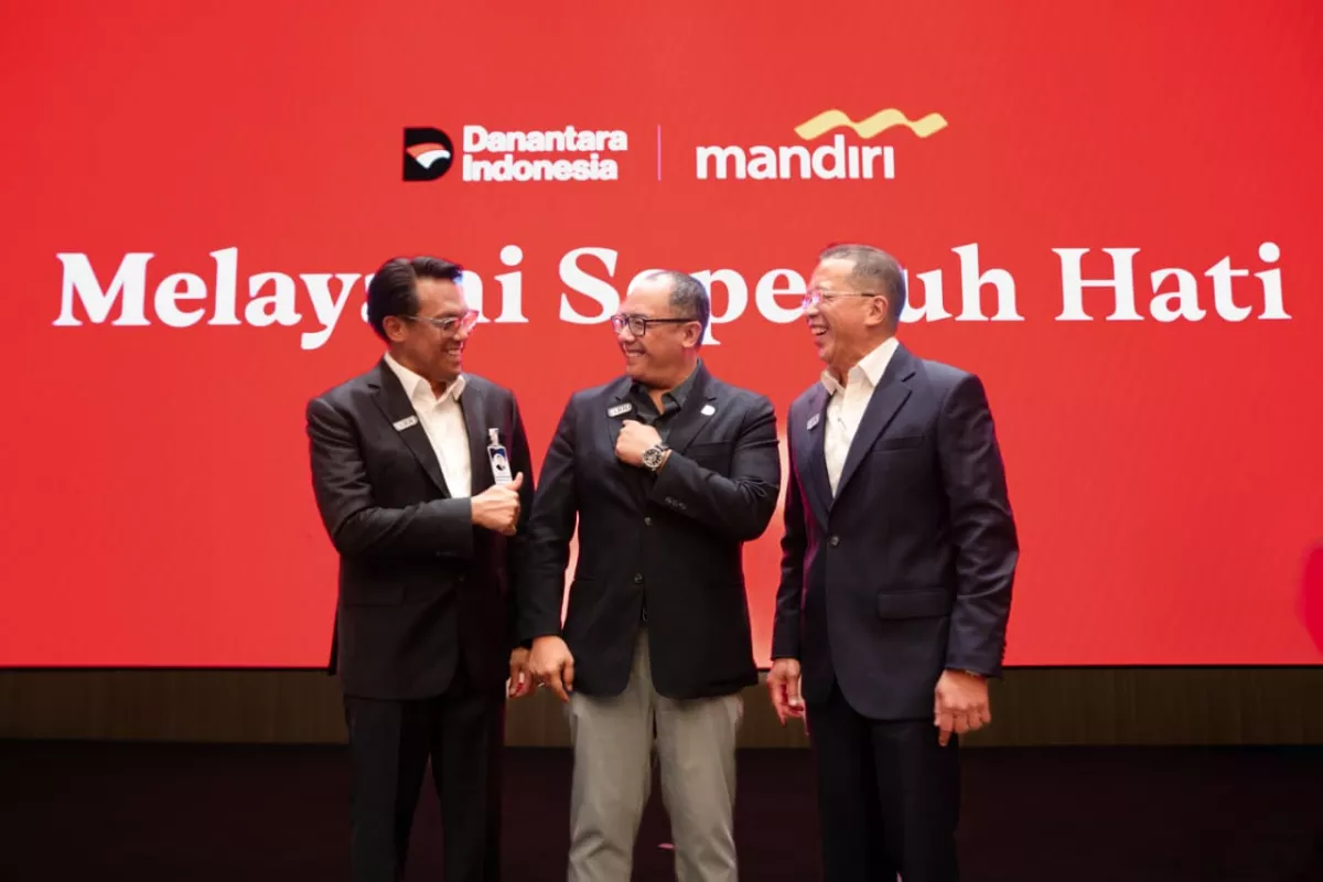Komitmen Melayani Sepenuh Hati kepada Nasabah, Danantara dan Bank Mandiri Gelar Sosialisasi CX100