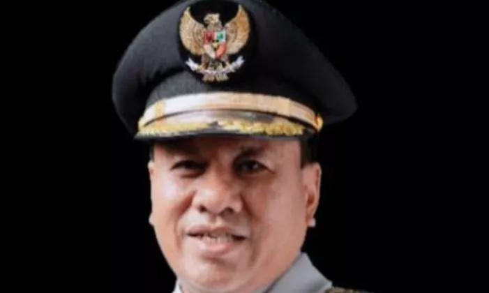 Bupati Kuansing dan Sekda Serahkan Diri ke KPK, Langsung Jalani Pemeriksaan Intensif