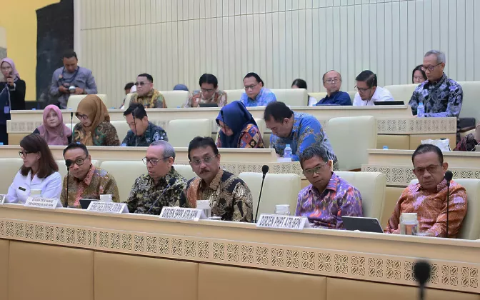 RDP dengan Komisi II DPR RI, Sekjen ATR/BPN Laporkan Capaian Pelaksanaan Tujuh Layanan Prioritas