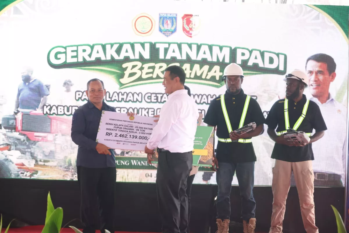 Mentan Amran Gelontorkan Bantuan Rp1,3 Triliun untuk Papua Selatan, Perkuat Lumbung Pangan Indonesia Timur
