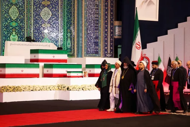 Misteri Absennya Mojtaba Khamenei di Pemakaman Sang Ayah, Dunia Internasional Mulai Berspekulasi
