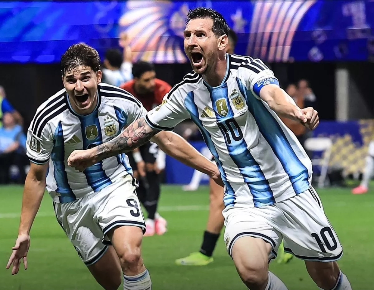 Dramatis! Sempat Tertinggal 2 Gol, Argentina Comeback Hancurkan Mimpi Mesir dalam 13 Menit Terakhir