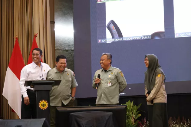 Mentan Amran Dorong Implementasi Pertanian Modern PM-AAS, Pendapatan Petani Naik Tiga Kali Lipat