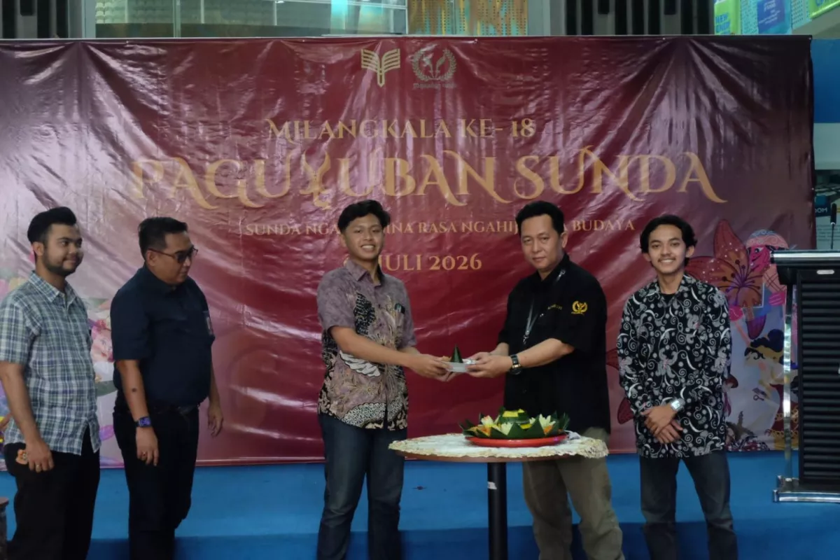 Lantunan Seruling-Pupuh Bergema di Kampus Teknik, Paguyuban Sunda ITPLN Rayakan Hari Jadi ke-18