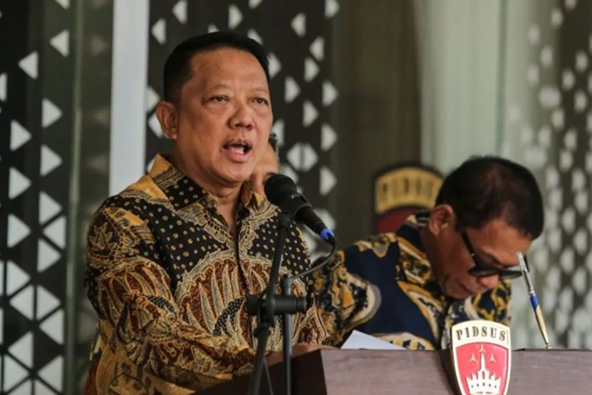 Dibantah Kejagung, Kabar Eks Jampidsus FA Pergi Umrah Setelah Berstatus Tersangka Korupsi
