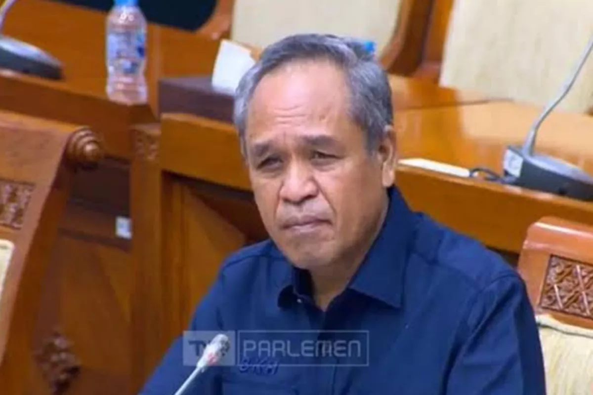 Anggota Komisi III Desak DPR Pakai Hak Angket, Soroti Memanasnya Polri-Kejagung