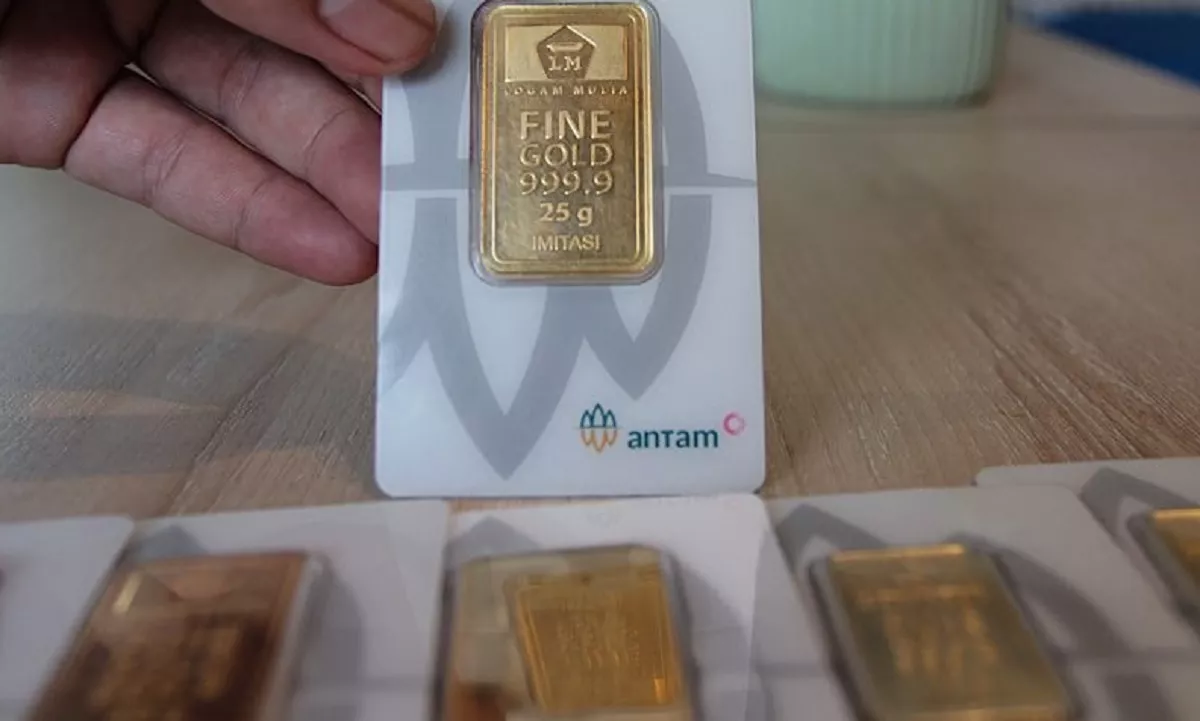 Harga Emas Pegadaian Hari Ini 14 Juli 2026 Turun, Antam, UBS, dan Galeri24 Kompak Melemah