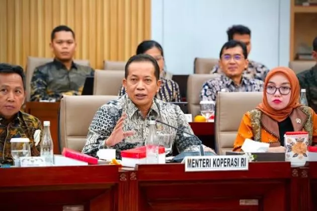 DPR Bongkar Isu Pengadaan 1,8 Juta Kipas Angin Rp1,8 Triliun untuk Kopdes, Jawaban Menkop Jadi Sorotan!