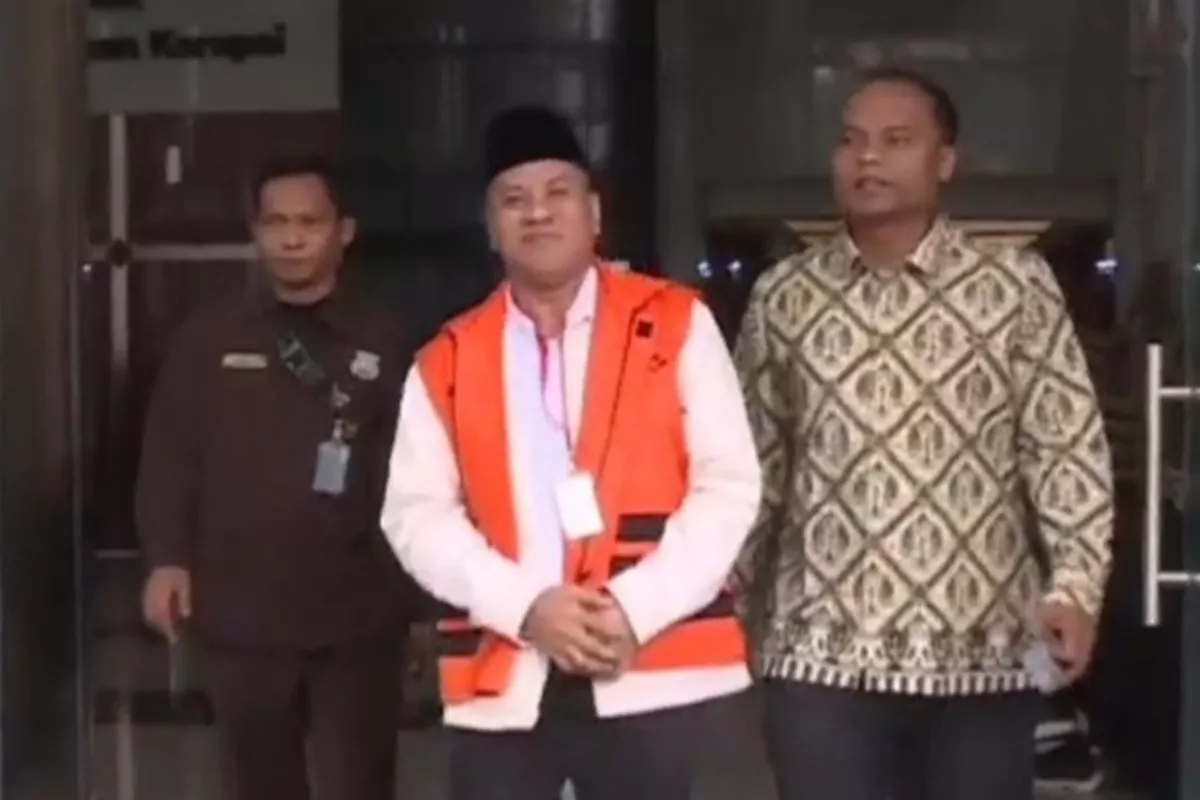 Benarkah Suhardiman Titip Amplop ke Raja Juli? Jawabannya Bikin Kaget!