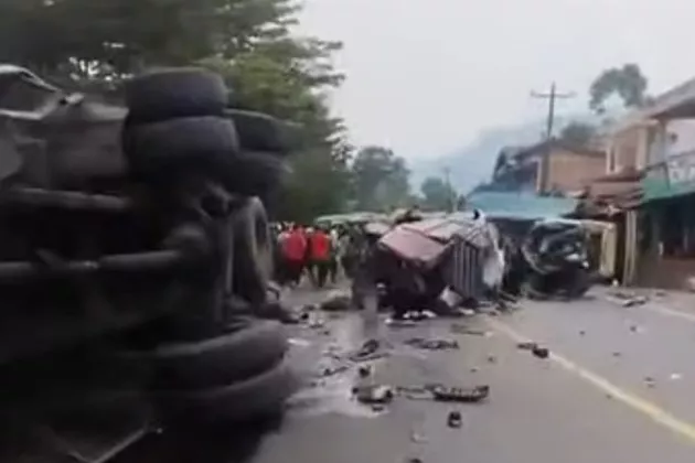 MENGERIKAN! Kecelakaan Maut di Sibolangit Tewaskan 4 Orang, Bagian Tubuh Korban Hancur dan Terpisah
