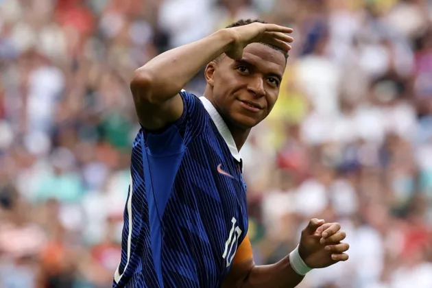 Cetak 10 Gol, Kylian Mbappe Raih Sepatu Emas Piala Dunia 2026