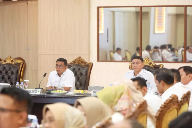 Gubernur Andra Soni Minta OPD Fokus pada Program Pro Rakyat