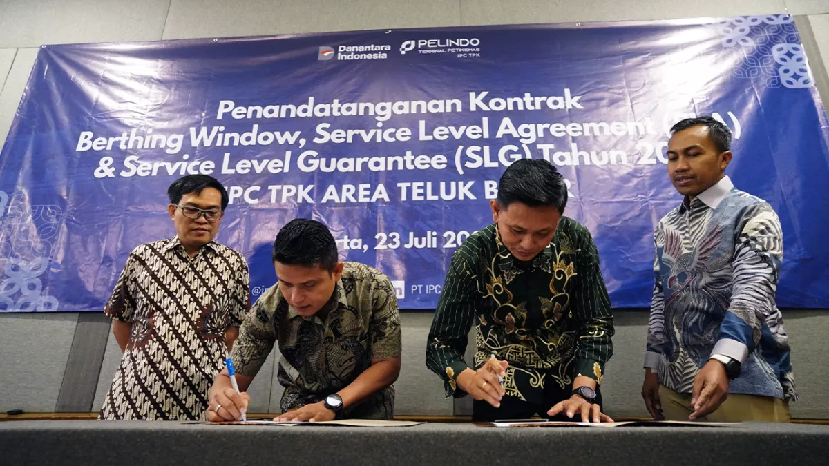 Optimalkan Produktivitas Bongkar Muat, IPC TPK Teluk Bayur Teken Kontrak Pelayanan dengan 4 Mitra Pelayaran