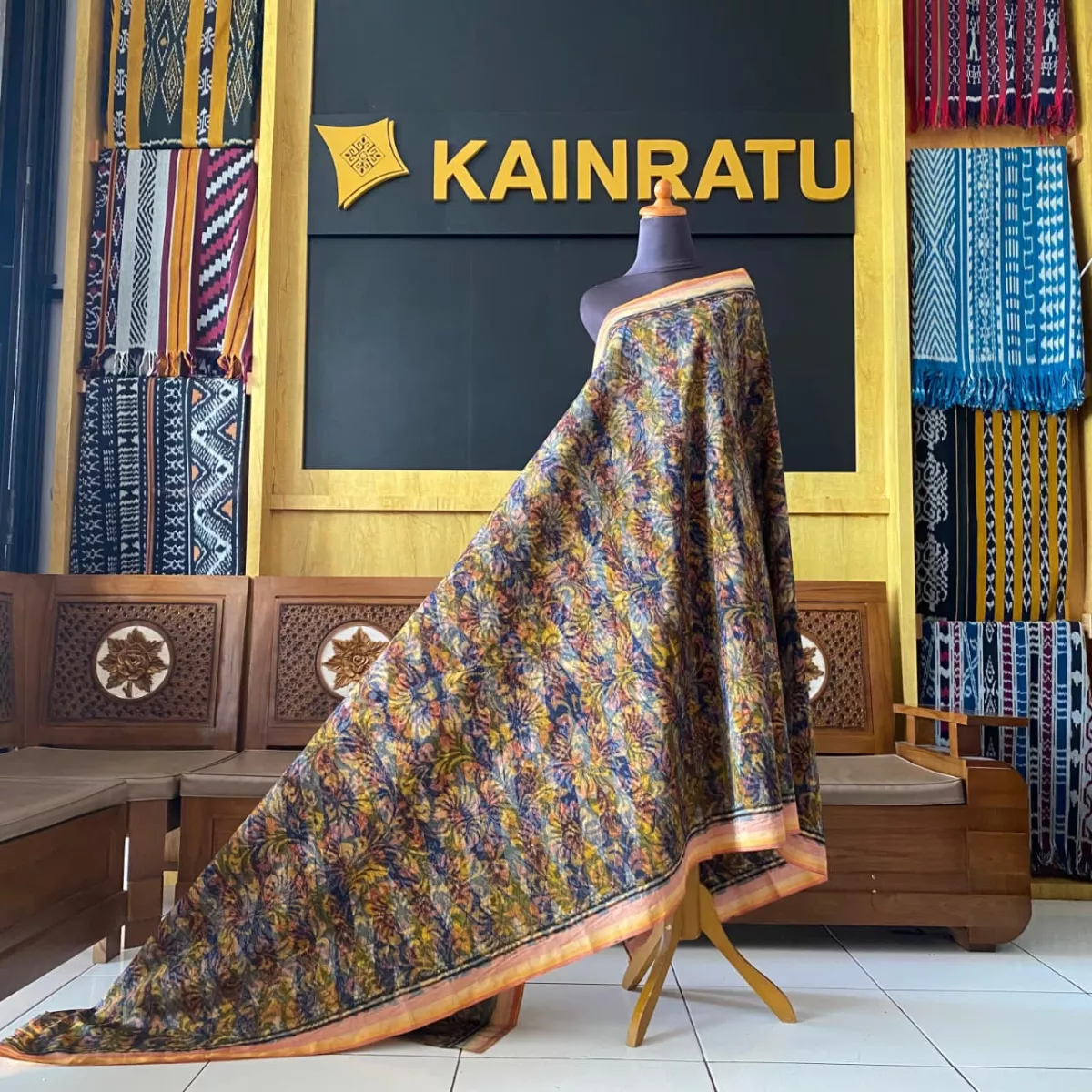 Berangkat dari Warisan Keluarga, KAINRATU Kembangkan Tenun Troso hingga Menembus Pasar Global Berkat Pemberdayaan Rumah BUMN BRI