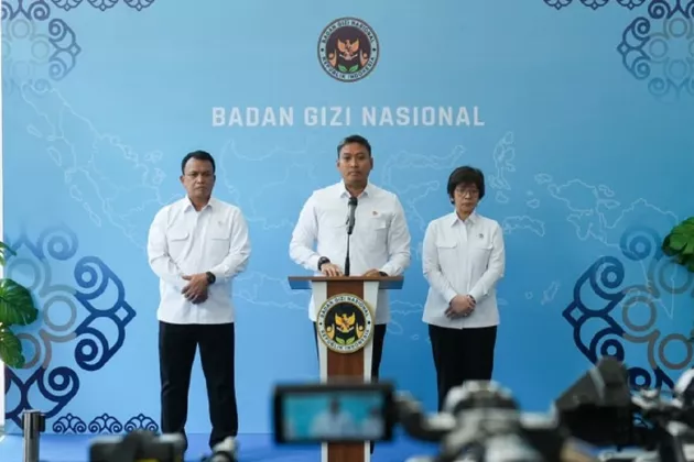 Bersih-bersih Program MBG: Kepala BGN Sudaryono Sikat 883 Dapur Nakal dan Pecat Ratusan Pegawai!