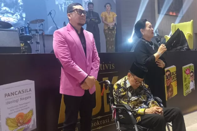 Doli Diroasting, Kritik Mengalir di ADK Show