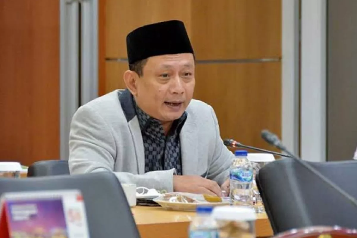 Misteri Kematian Penjaga Rumah Eks Jampidsus: DPR Desak Polisi Ungkap Tuntas!