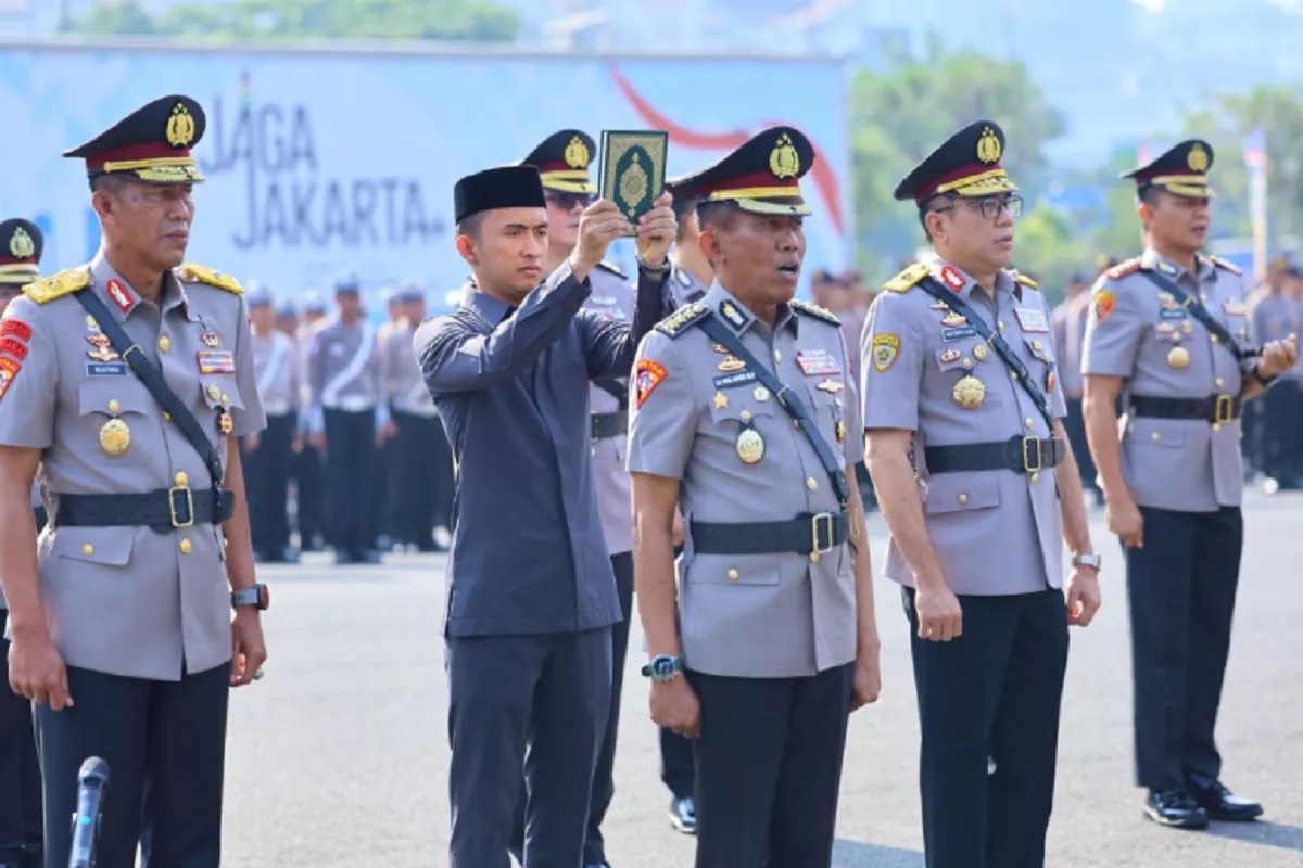 Kapolda Metro Pimpin Sertijab 22 Pejabat: Mutasi Bukan Sekadar Rotasi, Jaga Kepercayaan Masyarakat!