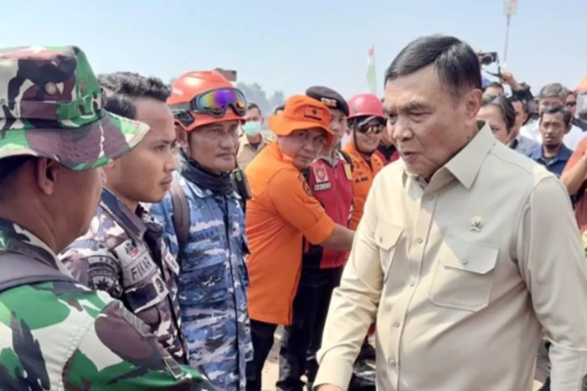 Menko Polkam: Jangan Andalkan Water Bombing, Padamkan Api Sejak Awal!