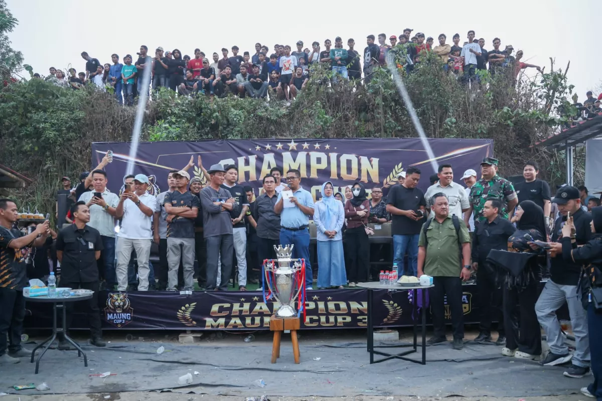 Andra Soni: Turnamen Sepak Bola Jadi Hiburan dan Penggerak Ekonomi Rakyat
