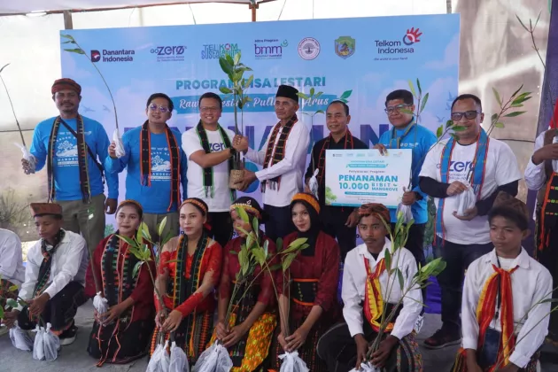 TelkomGroup Tanam 20 Ribu Mangrove, Menumbuhkan Ketahanan Ekosistem Pesisir