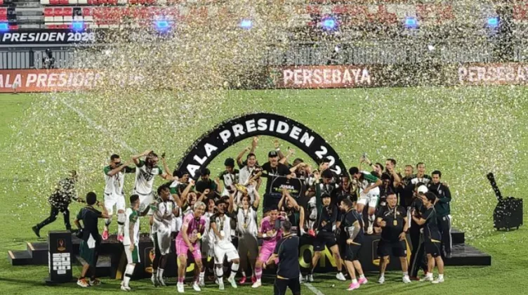 Persebaya Juara Piala Presiden 2026! Bajul Ijo Tumbangkan Persib Lewat Adu Penalti Dramatis