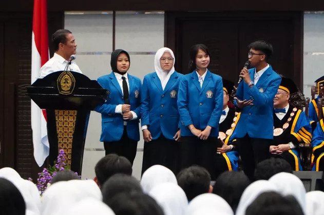 Mentan Amran Ajak Mahasiswa Jadi Pencipta Lapangan Kerja, Bangun Usaha dan Berani Bermimpi Besar
