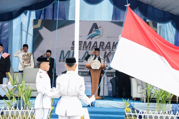Gubernur Banten Andra Soni ke Santri Al-Muhaimin: Sukses Butuh Ilmu, Disiplin, Integritas, dan Doa