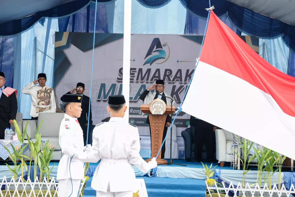 Gubernur Banten Andra Soni ke Santri Al-Muhaimin: Sukses Butuh Ilmu, Disiplin, Integritas, dan Doa