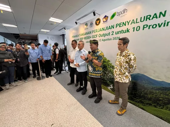 PDLH salurkan lebih dari Rp500 miliar dana RBP REDD+ GCF untuk mendukung penurunan emisi dan pengelolaan hutan berkelanjutan.