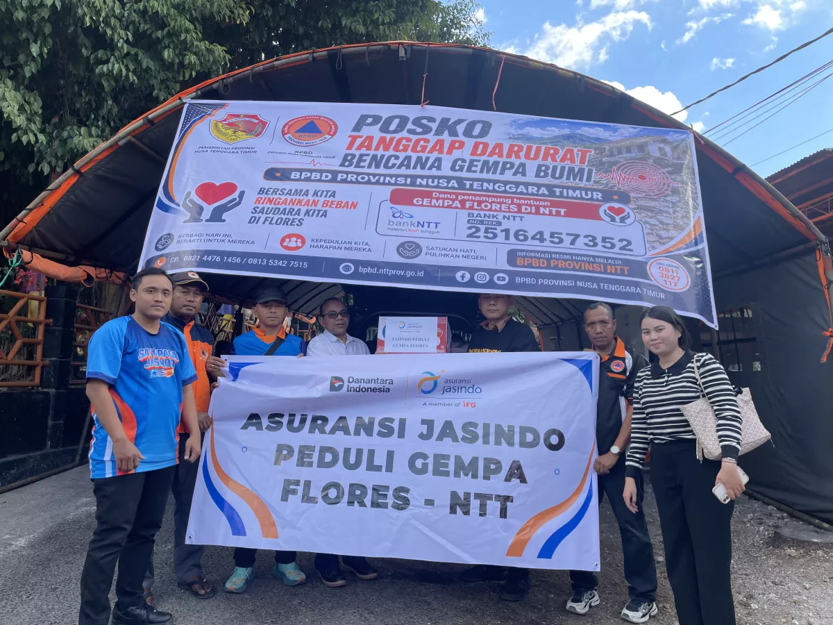 Tanggap Darurat Bencana, Asuransi Jasindo Salurkan Bantuan bagi Masyarakat Terdampak Gempa Flores 