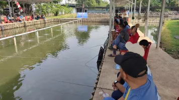 Kemeriahan Turnamen Mancing Fin Strike  094327