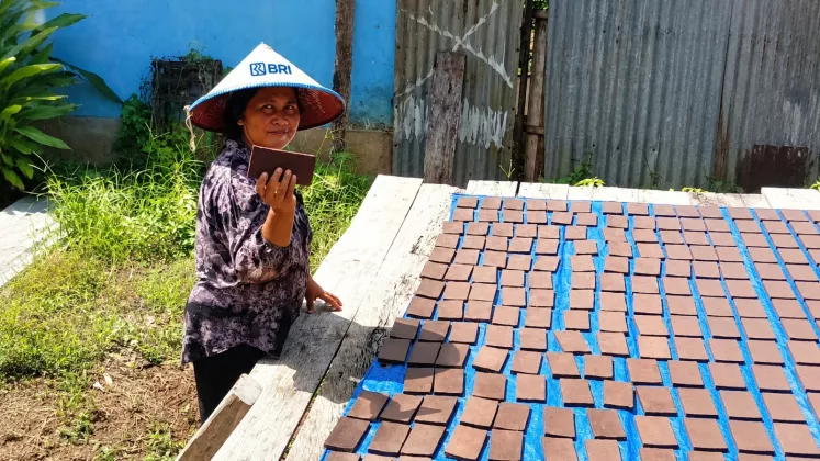 Bersama BRI, Usaha Mikro Rawat Resep Terasi Kumbe Asal Merauke Raih Pasar Lebih Luas