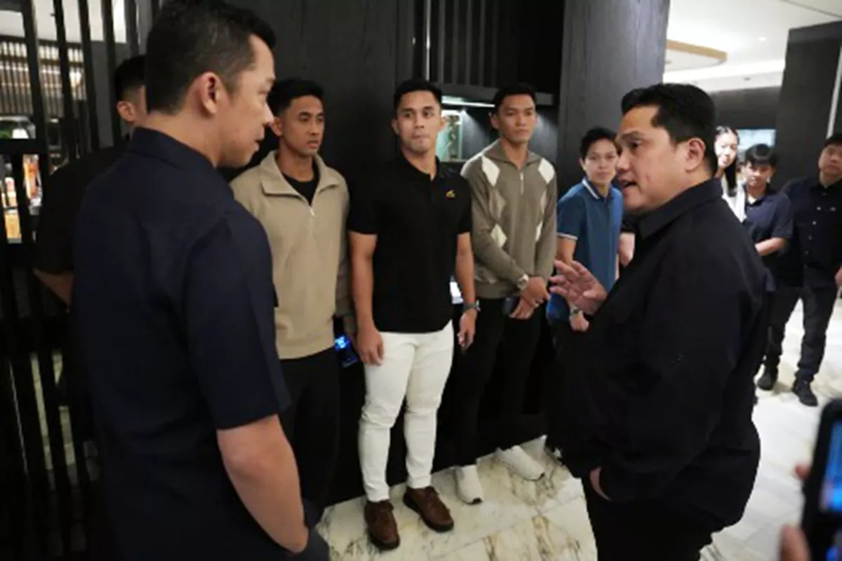 Jelang ke Asian Games 2026, Menpora Erick Motivasi Skuad Bulu Tangkis Indonesia