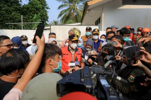 Antisipasi Dampak Erupsi Gunung Anak Krakatau, Pemprov Banten Terapkan PJJ Selama Tiga Hari