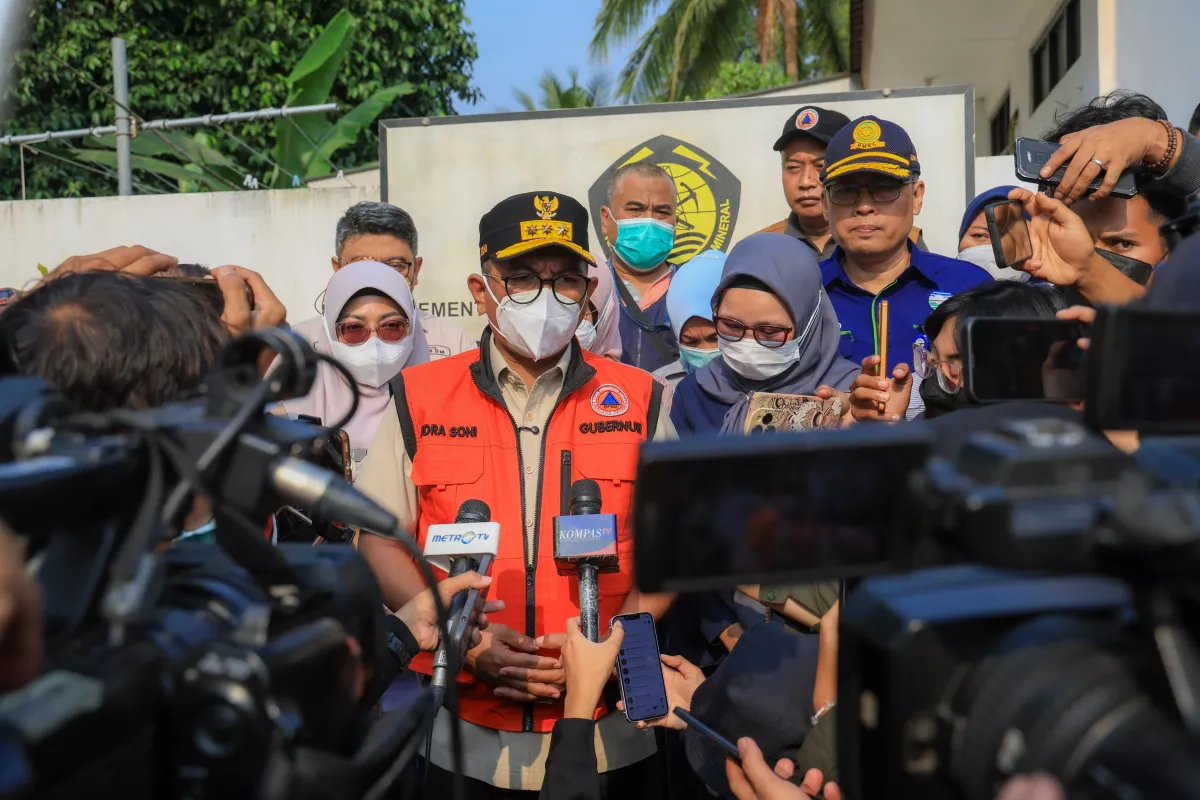 Pantau Gunung Anak Krakatau, Gubernur Banten Andra Soni: Prioritas Utama Keselamatan Masyarakat
