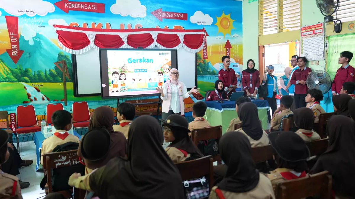 Srikandi PLN Ajak Generasi Muda Kenal Lebih Dekat Dunia Energi melalui Program Srikandi Goes to School & Campus