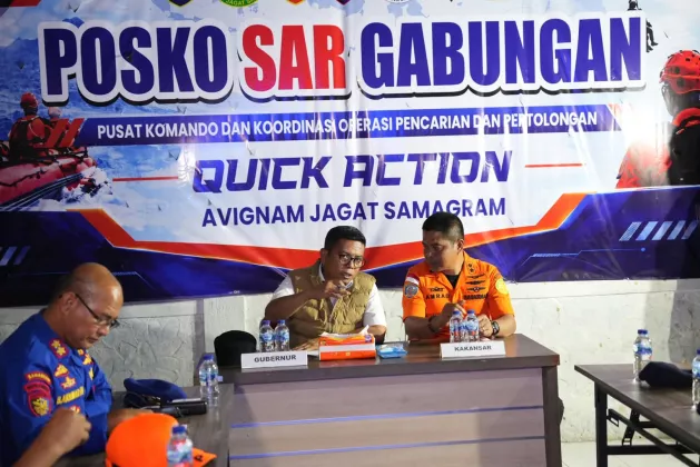 Doa dari Carita: Gubernur Banten Andra Soni Berharap 5 Jurnalis dan 3 Kru Kapal Ditemukan Selamat