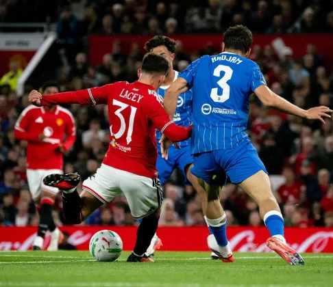Sempat Unggul 2-0, Manchester United Malah Keok 2-3 dari Brighton