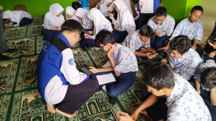 IMF Gelar Edukasi Literasi Digital KOMPAS, Bekali Pelajar Tangsel Hadapi Ancaman Cyberbullying