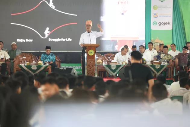 Mentan Amran ke 3.738 Mahasiswa UMRI: Jangan Ambil Hak Orang, Apalagi Korpusi