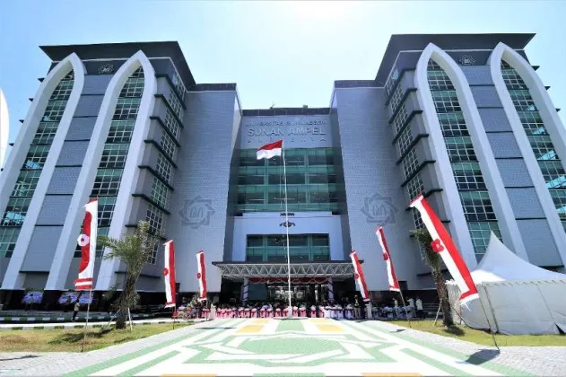 Ajukan Pengunduran Diri, Menag Berhentikan Prof. Muzakki sebagai Rektor UIN Surabaya