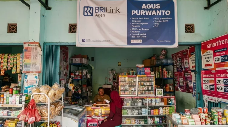 Tak Sekadar Layani Transaksi Perbankan, BRILink Agen di Semarang Aktif Edukasi Masyarakat Cegah Penipuan 