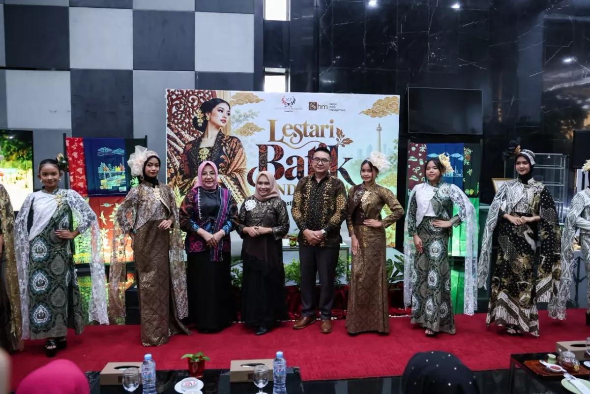 Merlynn Park Hotel Gelar "Lestari Batik Indonesia": Wujud Nyata Melestarikan Warisan Budaya Bangsa