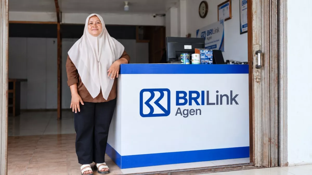 Bangun Kepercayaan dari Warung Sederhana, BRILink Agen Erni Permudah Akses Keuangan Warga hingga Layani 6.000 Transaksi per Bulan