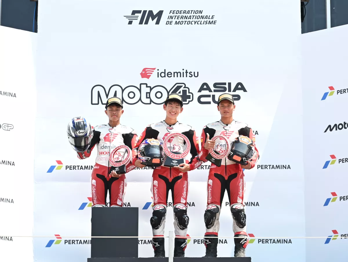 Bintang dan Resky Rebut Podium Moto4 Asia Cup 2026 di Mandalika