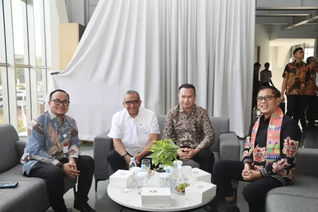HUT ke-11 KCIC, Wamenaker Harap Alih Pengetahuan Whoosh ke SDM Lokal
