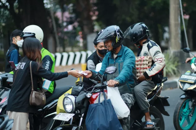 Perkuat Barisan Penanganan Karhutla, BRI Peduli Salurkan 270 Unit Mesin Pompa Air, Bantu Kendalikan Titik Api di Kalimantan