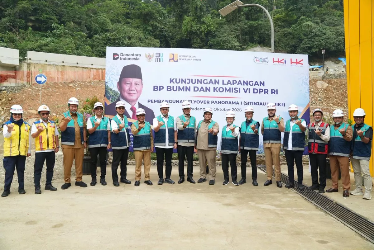 Kepala BP BUMN dan Komisi VI DPR Tinjau Progres Flyover Sitinjau Lauik